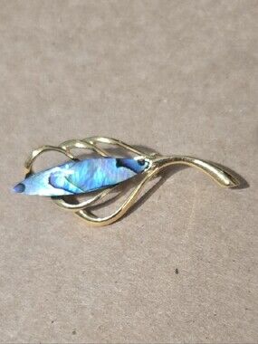 Ariki Paua 22k Gold Plated Abalone Leaf Brooch - Iridescent Blue-Green Accent